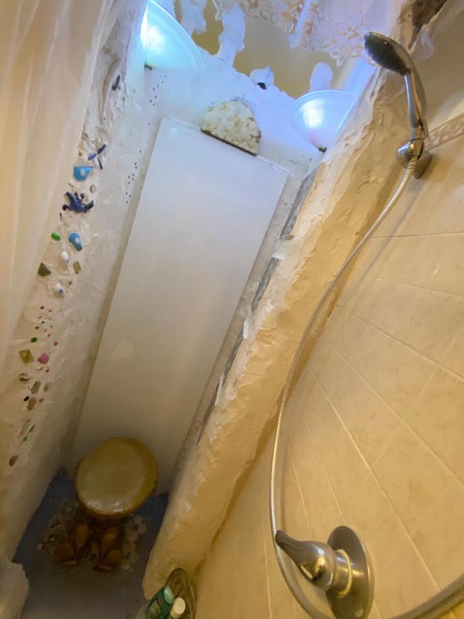 Casa Kamalei, Tra Plebiscito E Lungomare Apartment เนเปิลส์ ภายนอก รูปภาพ